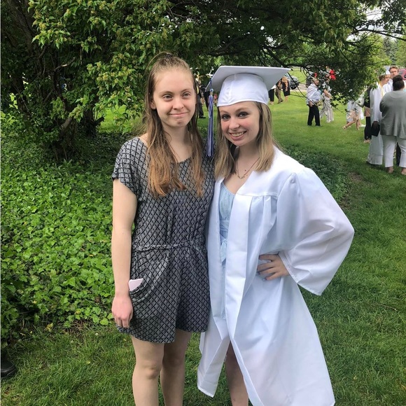 Meet your Posher, Julie - Picture 8 of 11